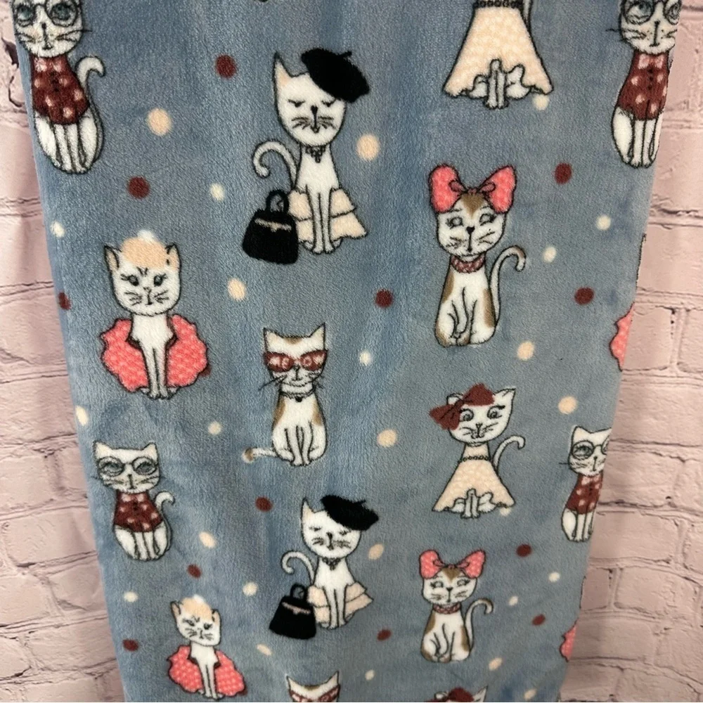 NWT boops & beans pversized Whimsical Blue soft fluffy throw paris cats coquette